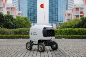 Phenikaa-X tham gia Dự án thử nghiệm xe buýt tự hành, robotaxi và robot giao hàng tại Hòa Lạc