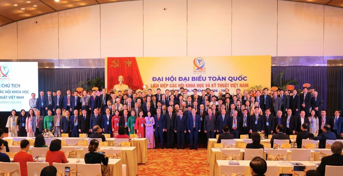Hai Phó Chủ tịch VAA tham gia Ban Chấp hành Liên hiệp Hội Việt Nam khóa IX