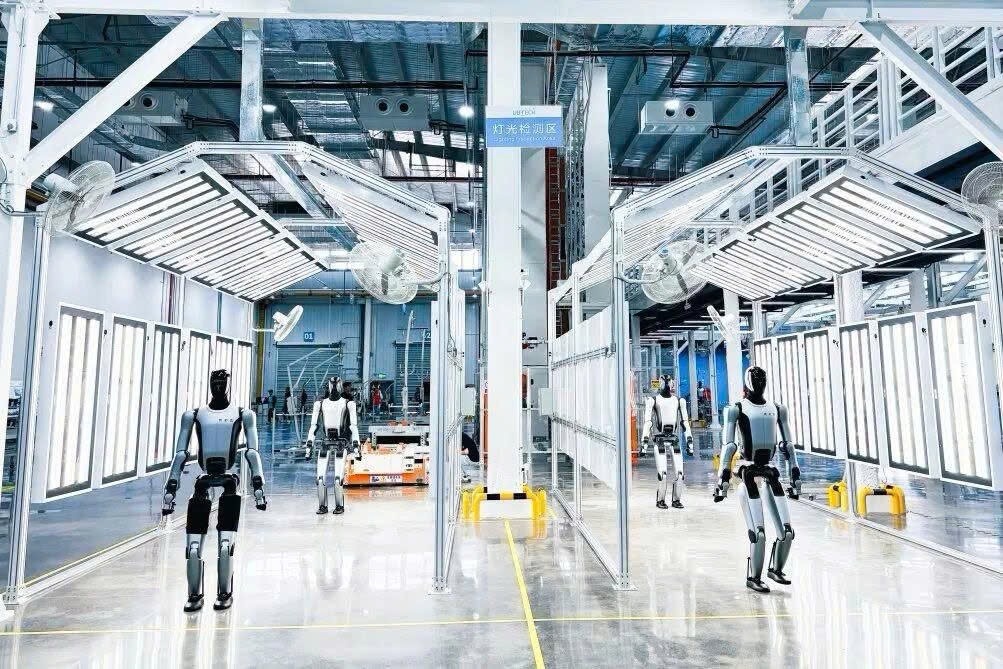 Trung Quốc vận hành nhà máy sản xuất 10.000 robot hình người mỗi năm