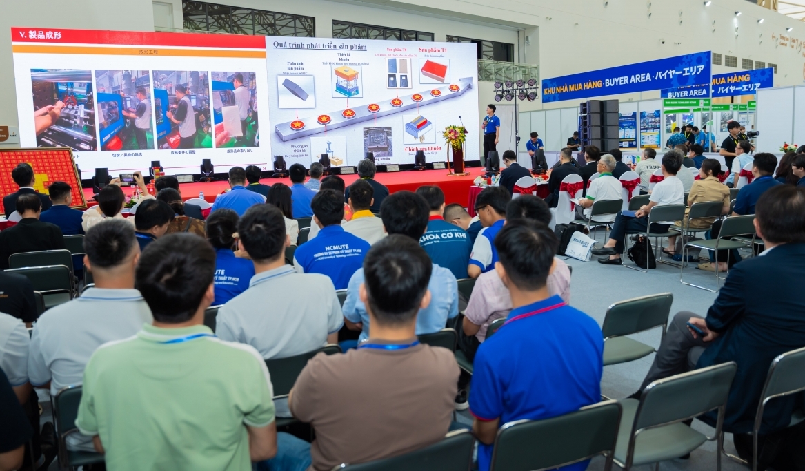 Sinh viên chinh phục khuôn mẫu từ bản vẽ đến sản xuất