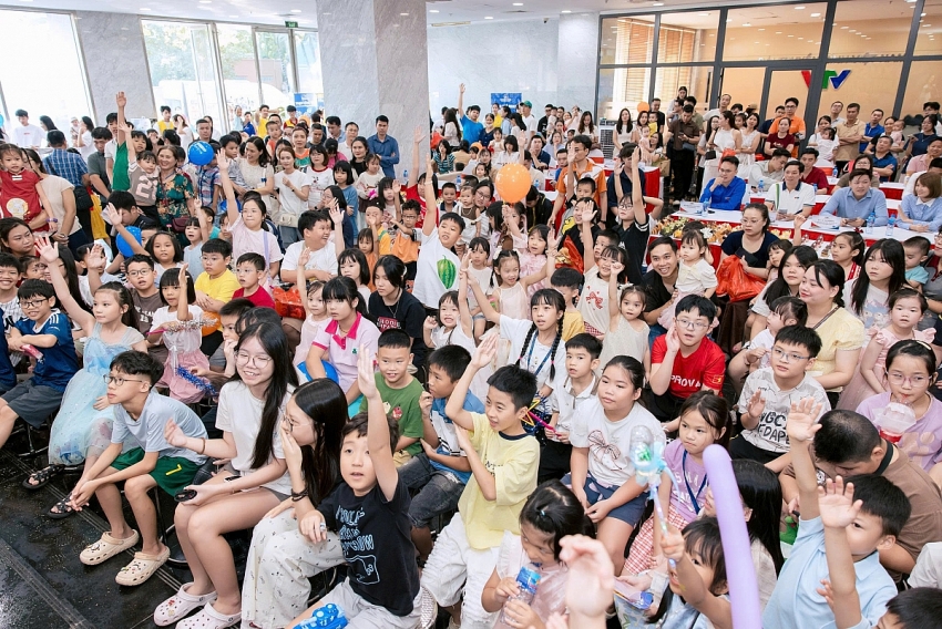 Đưa khoa học vào ngày hội Trung thu: Khi trẻ học bằng trải nghiệm và khám phá