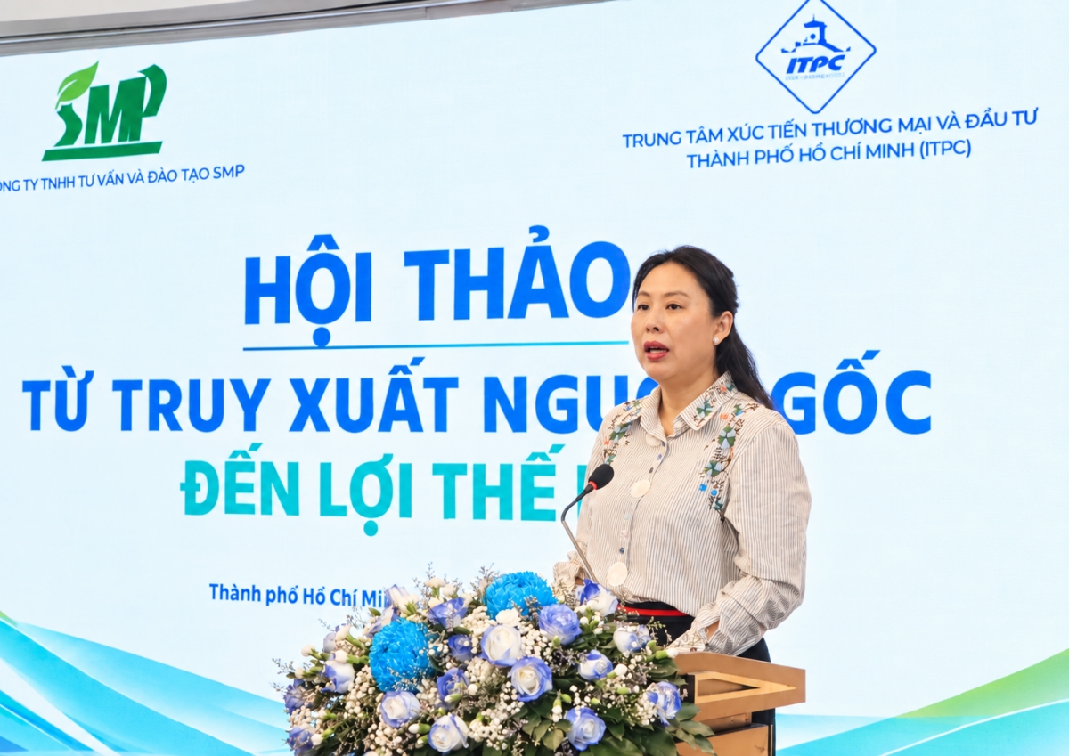Bà Hồ Thị Quyên - Phó Giám đốc Trung tâm Xúc tiến Thương mại và Đầu tư Thành phố Hồ Chí Minh (ITPC) phát biểu khai mạc hội thảo.