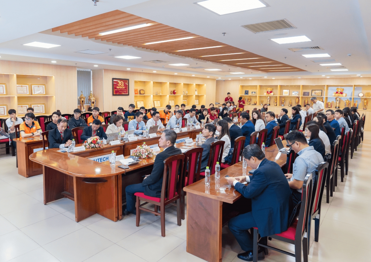 Toàn cảnh workshop “Vietnam Hydrogen Economy - Connecting the Value Chain from Agriculture to Industry” ngày 30/9/2026.