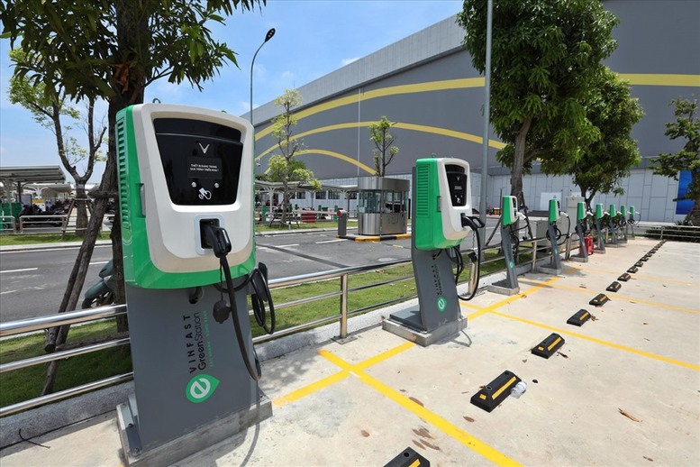 Từ 1/7/2027: Mọi trạm sạc xe điện phải tích hợp công nghệ cảnh báo và cô lập sự cố