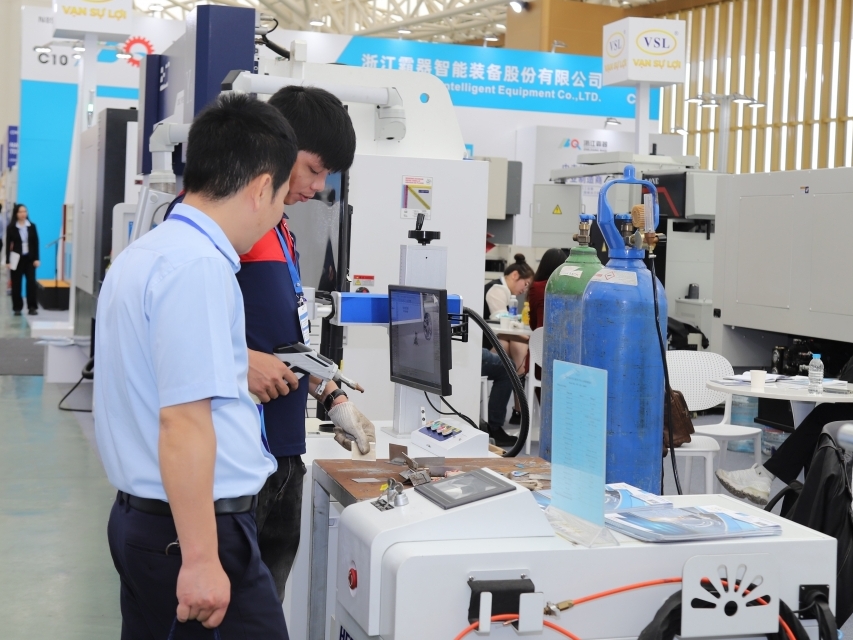 Kinh tế thị trường trong kỷ nguyên số