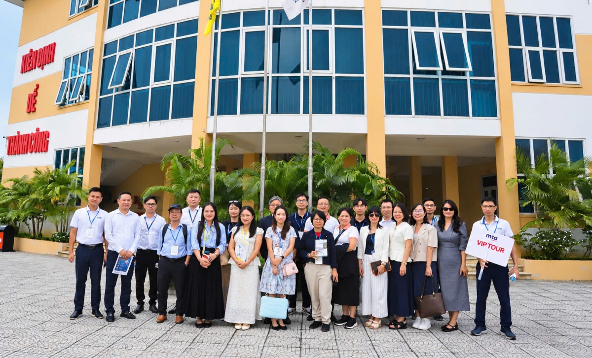 Nhà máy thông minh: Từ tự động hóa đến vận hành tự chủ