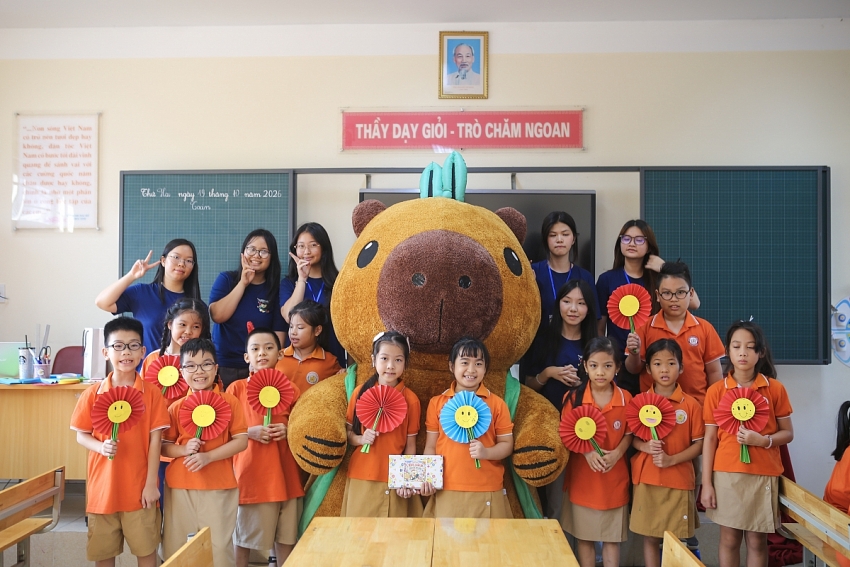 “Dệt Sắc Đan Mây” - khi những con chữ trở thành nhịp cầu sẻ chia