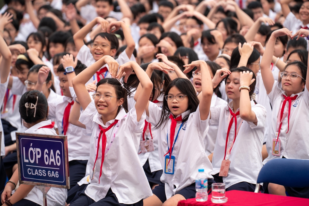 Xây dựng lối sống xanh và tiết kiệm năng lượng trong trường học