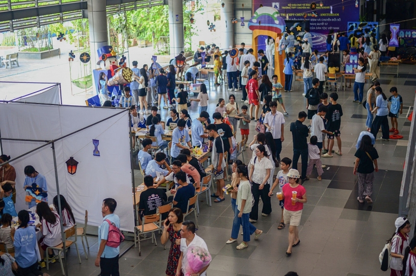 Amstro’s Gallery 2026: “Vetuoris” – Hành trình khám phá những bước chuyển mình trong nhận thức về vũ trụ