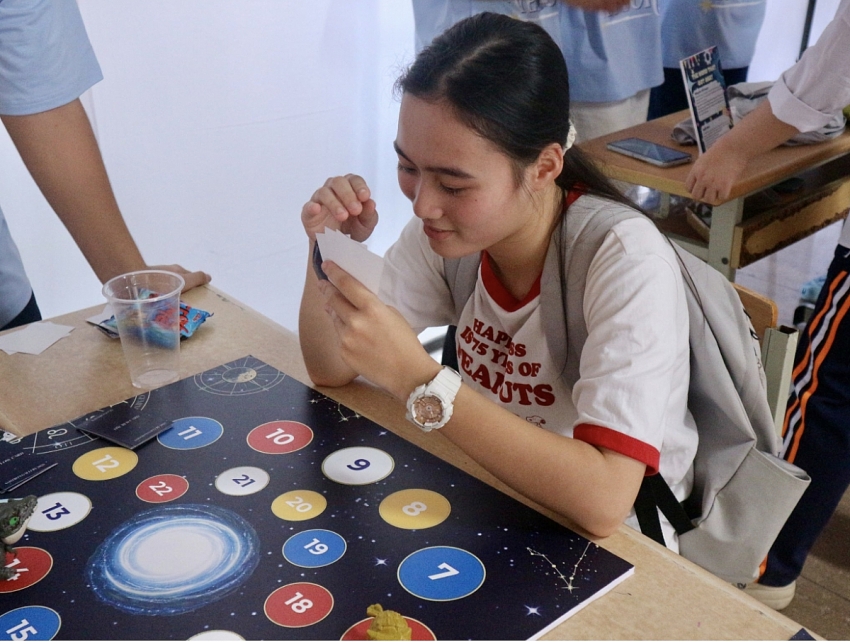 Amstro’s Gallery 2026: “Vetuoris” – Hành trình khám phá những bước chuyển mình trong nhận thức về vũ trụ