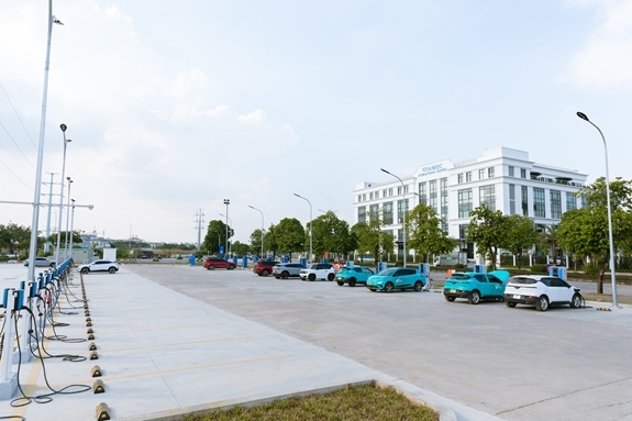 V-Green vận hành tổ hợp trạm sạc lớn nhất Việt Nam với hơn 1.000 cổng kết nối