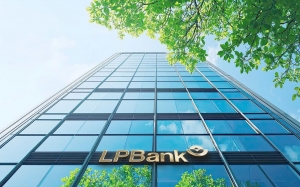 LPBank báo lãi hơn 10.000 tỷ đồng, huy động tiền gửi tăng mạnh