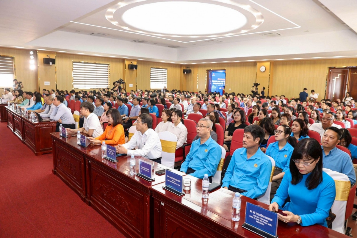Quang cảnh sự kiện