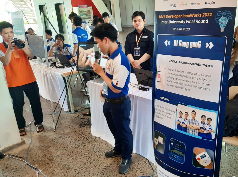advantech to chuc vong chung ket lien truong chon ra quan quan aiot developer innoworks 2022