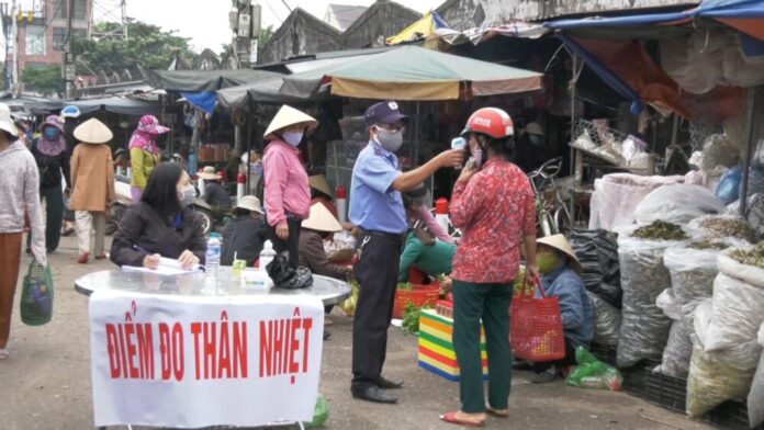 Bộ Công Thương phối hợp Bộ Y tế hướng dẫn cách phòng chống dịch bệnh tại chợ truyền thống