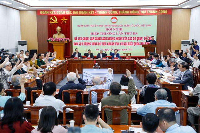 chon danh sach nguoi khoi co quan trung uong ung cu dai bieu quoc hoi khoa xv