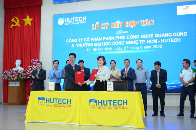 Công ty CP Phân phối Công nghệ Quang Dũng ký kết hợp tác trên nhiều phương diện tại Hutech Techshow 2022