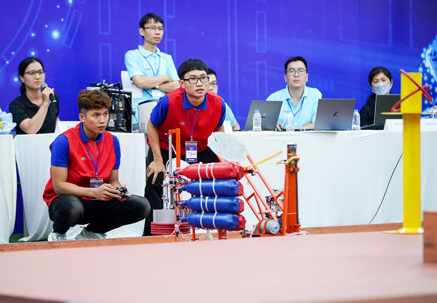 cuoc thi robocon viet nam 2023 soi noi kich tinh day hap dan vong loai khu vuc phia nam