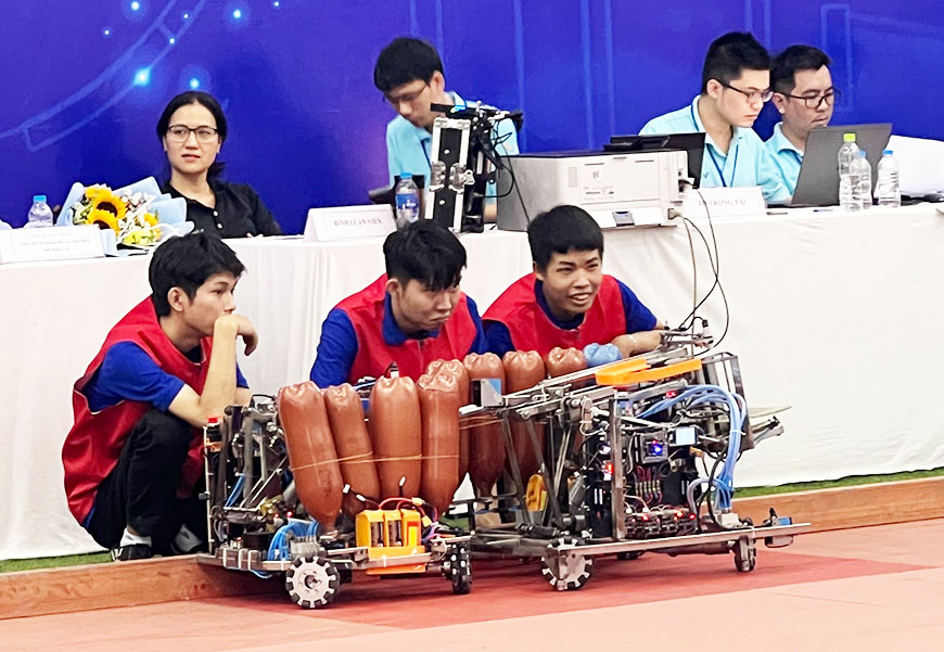 cuoc thi robocon viet nam 2023 soi noi kich tinh day hap dan vong loai khu vuc phia nam