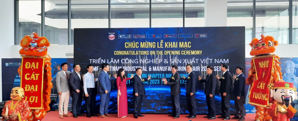 cuoc trinh dien cong nghe cua hon 350 doanh nghiep tai trien lam chuyen nganh