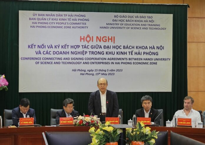 Đại học Bách khoa Hà Nội và doanh nghiệp khu kinh tế Hải Phòng hợp tác đào tạo nhân lực công nghệ cao