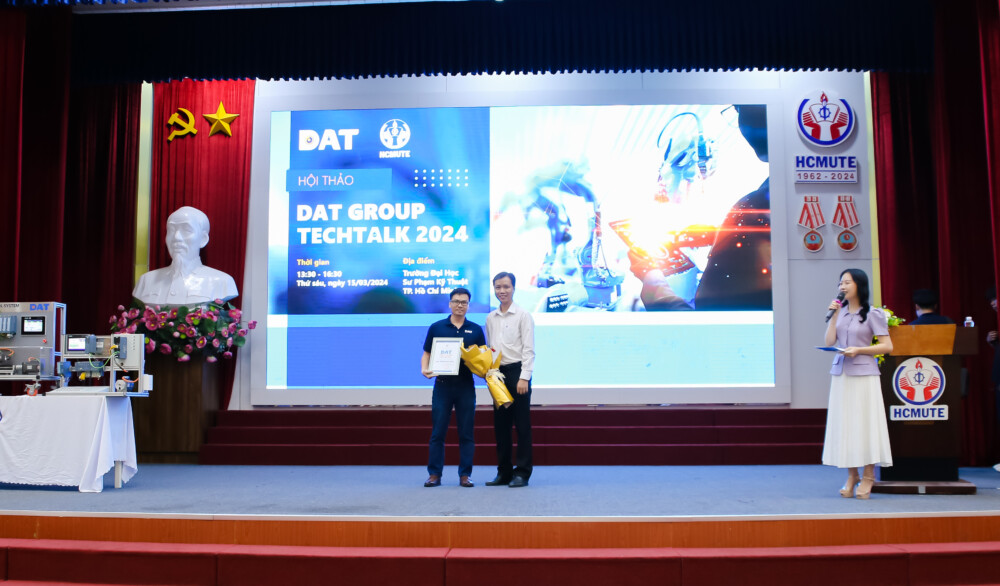 dat group techtalk 2024 cap nhat them nhieu noi dung gia tri cho sinh vien