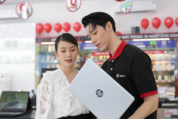 diem thi cang cao den fpt shop sam laptop nhan uu dai cang lon