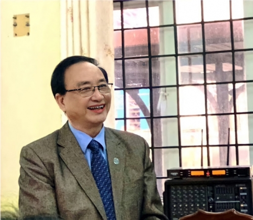 Bậc Đại học cần kiên trì giáo dục khai phóng