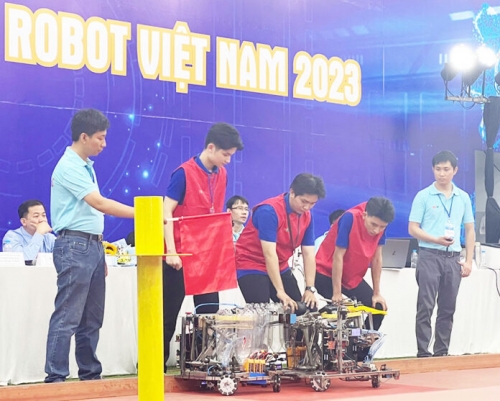 Cuộc thi Robocon Việt Nam 2023: Sôi nổi, kịch tính, đầy hấp dẫn vòng loại khu vực phía Nam