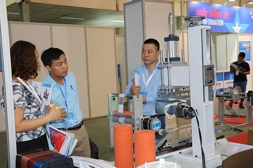 Khai mạc triển lãm Plastisc &#038; Rubber Vietnam 2019 tại Hà Nội