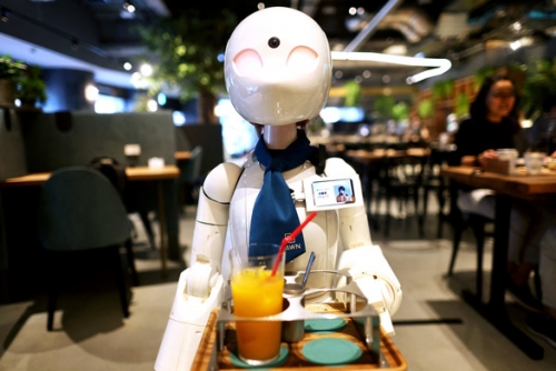 Quán cà phê robot ở Tokyo &#8211; một xu hướng mới về hòa nhập người khuyết tật