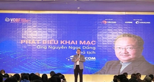 Smart E-commerce: Khai thác góc nhìn thông minh trong thương mại điện tử