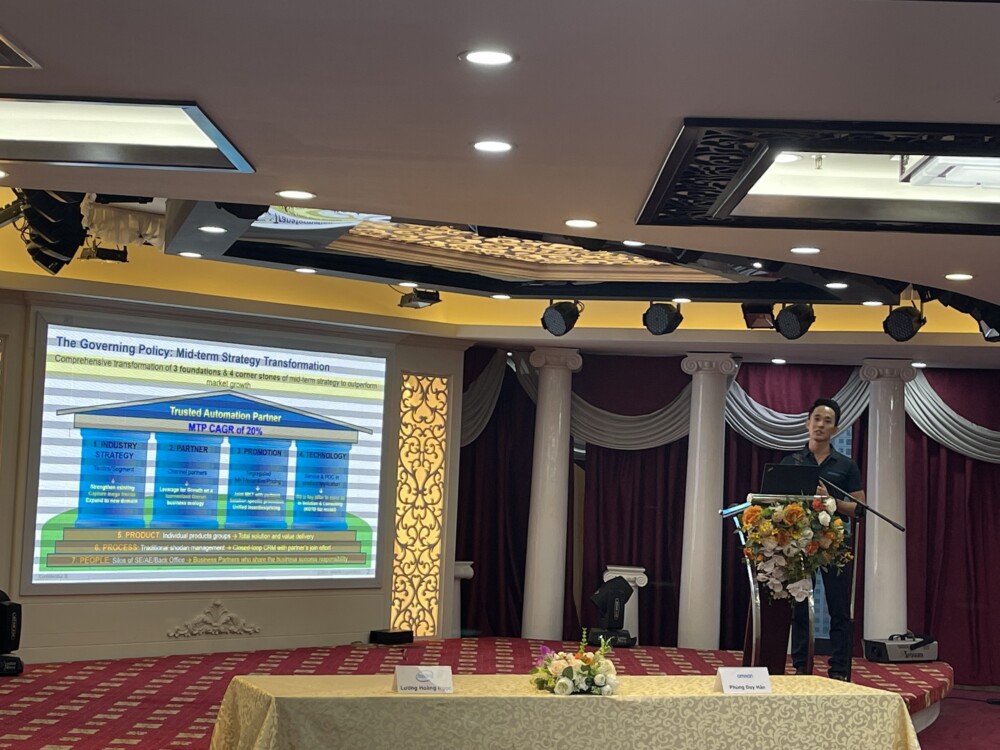 omron viet nam va cong ty co phan cong nghe hop long ky ket hop tac chien luoc toan dien