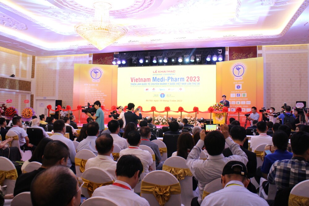 trien lam vietnam medi pharm 2023 thu hut hon 500 gian hang tu hon 30 quoc gia
