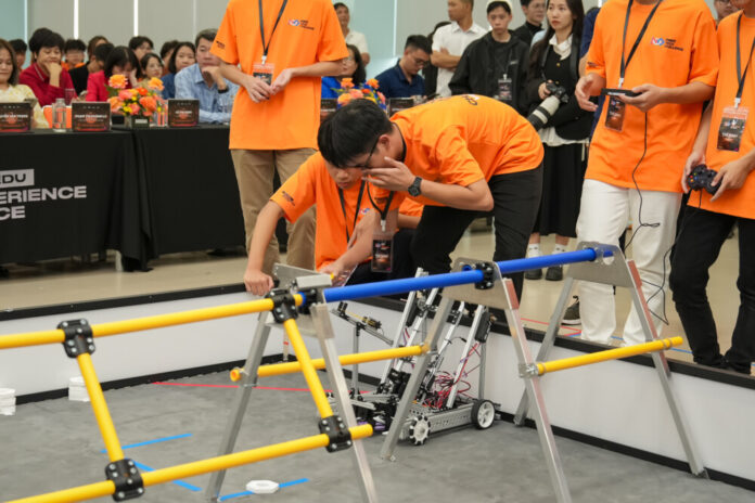 Vietnam Open Robotics Challenge đã tìm được 8 đội tuyển tham gia huấn luyện cho giải đấu ETC Vietnam 2024