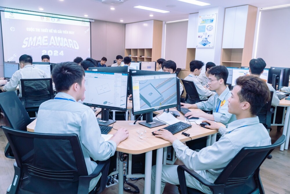 vinh danh 10 doi xuat sac cuoc thi thiet ke va cai tien may smae award 2024