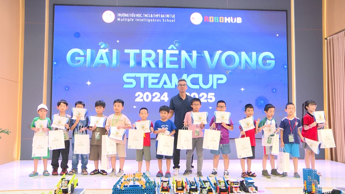 STEAMCUP 2024 - 2025: Khi robot vào vai "cứu trợ viên" trong thiên tai