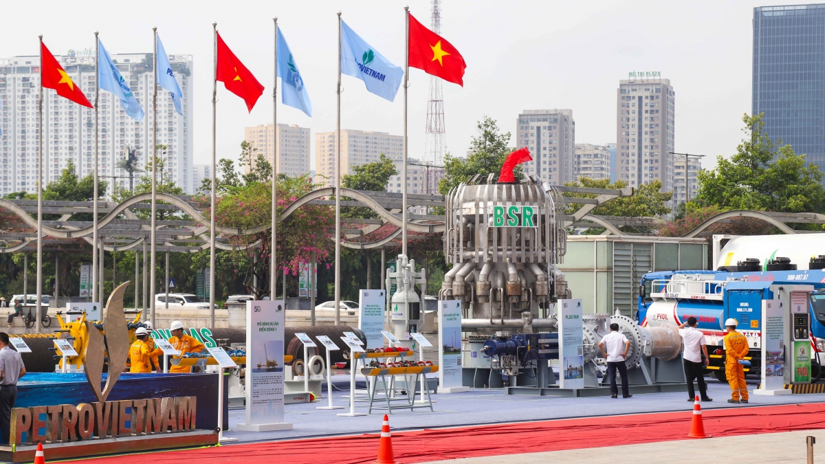 “The New Genergy” - Hành trình 50 năm kiến tạo năng lượng của Petro Việt Nam