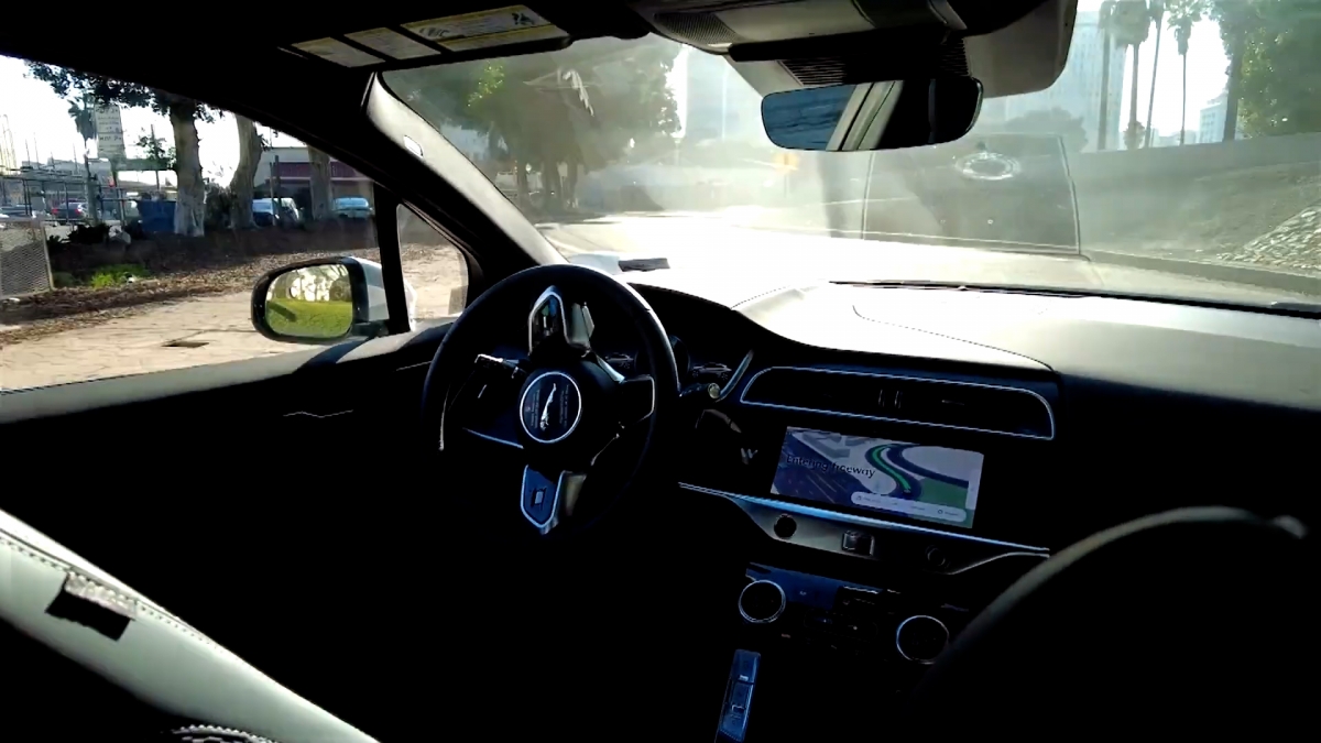 Dịch vụ taxi tự hành trả phí trên đường cao tốc được triển khai tại 3 thành phố của Mỹ